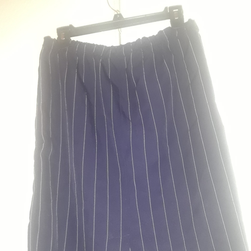 Striped skirt - Picture 2 of 3